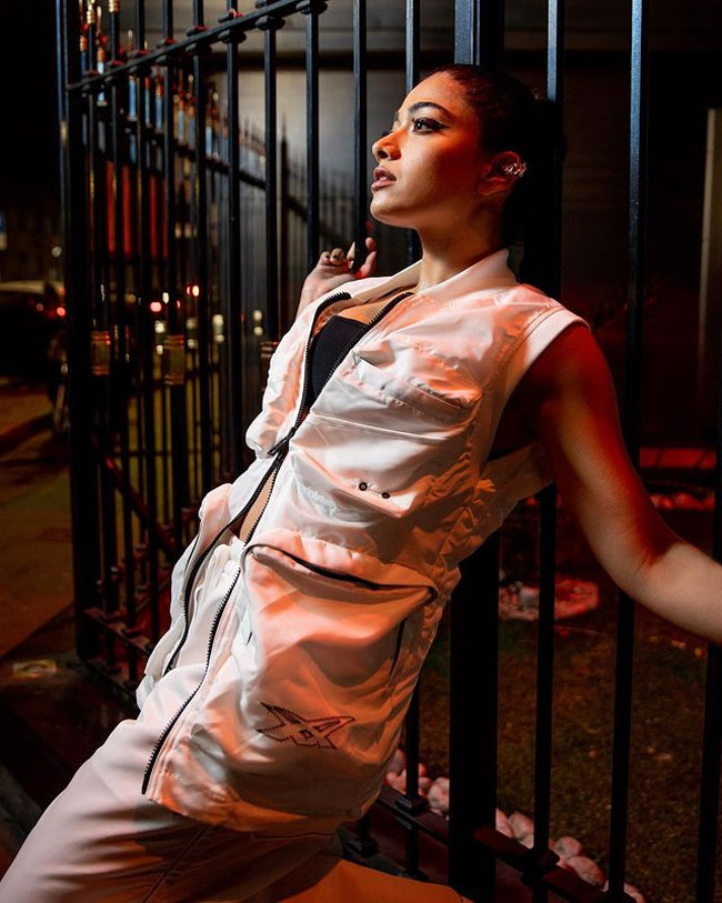 Rashmika Sets The Stage On Fire At ZEE Awards